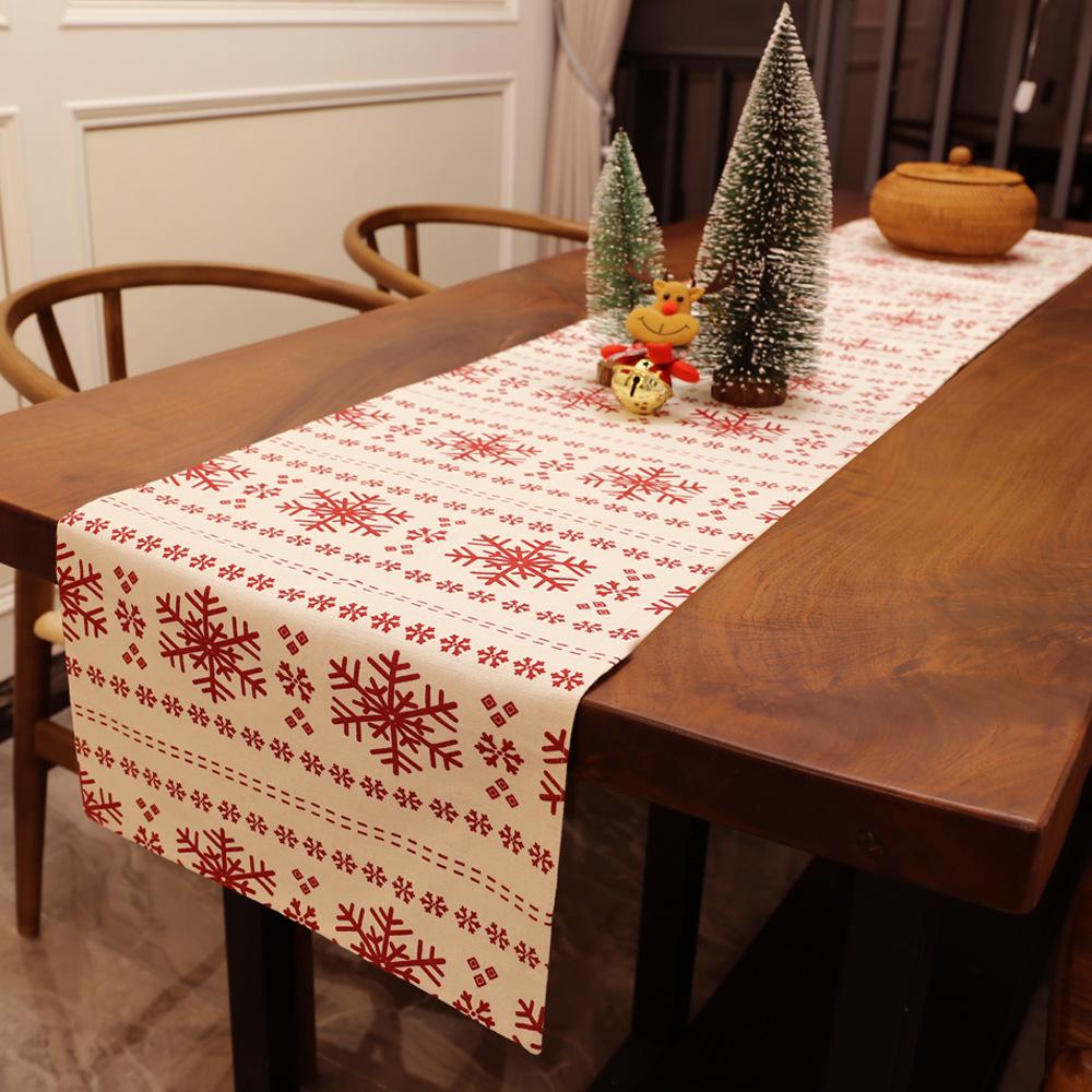 Christmas Table Runner  Vintage Polyester Tassel Triangle Snowflake Party Wedding Kitchen Table Fabric Home Coffee Table Decor