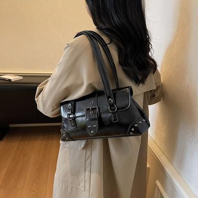 High-end Underarm Bag Women's New Trend Fashion Versatile Rivet Locomotive Bag Retro Light Luxury Hand Bag