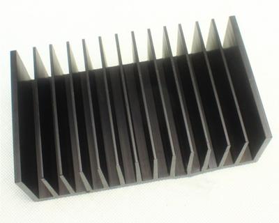 Dissipatore di calore in alluminio Componenti discreti completamente simmetrici Hifi Febbre Scheda amplificatore di potenza 140*81*44mm Radiatore per LM3886/TDA7293