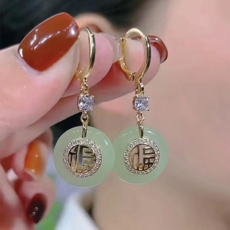 Korean-Style Elegant Rhinestone Ball Earrings - Versatile, Fashionable, and Ultra-Shiny Design.