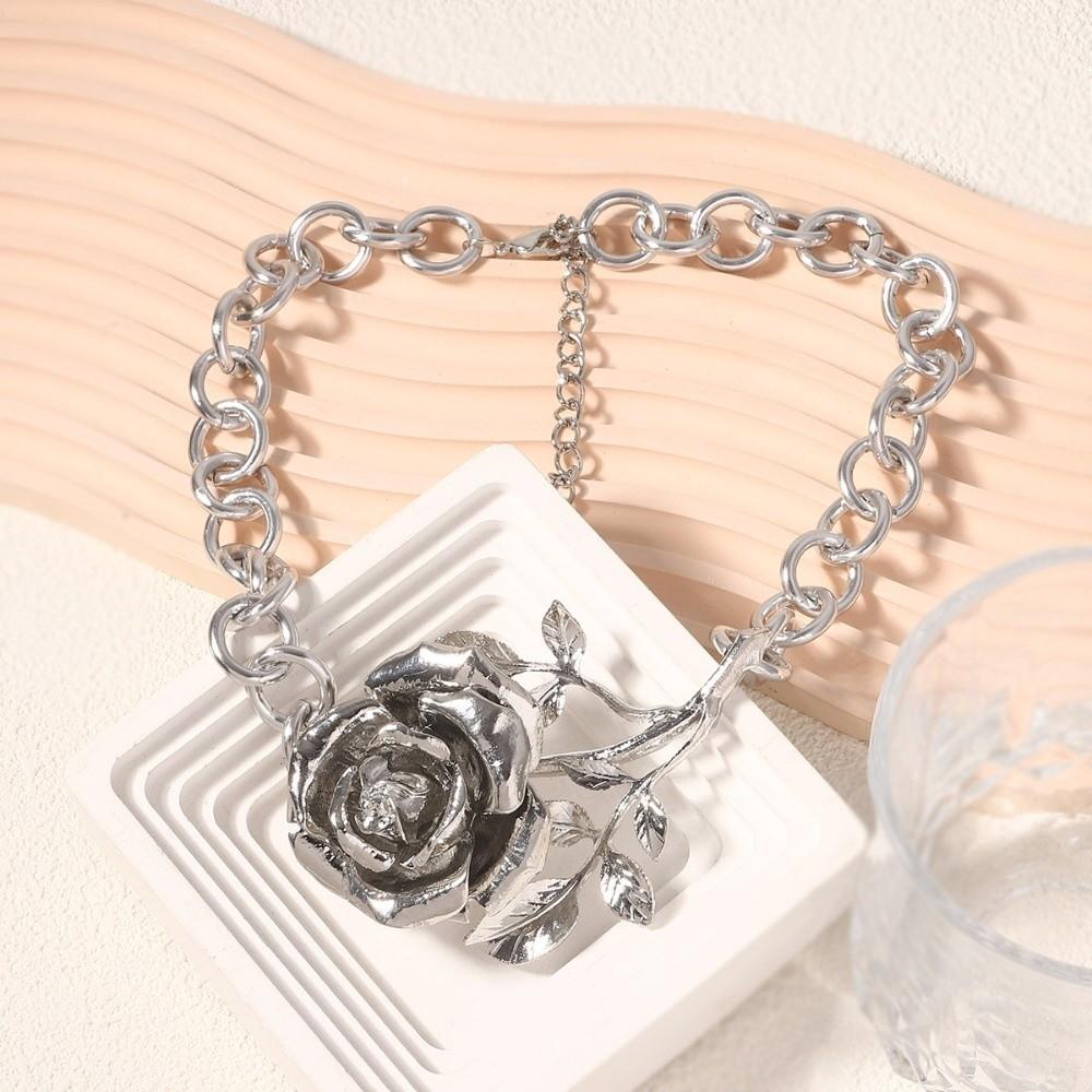 Coarse Exaggerated Flower Necklace Big Neck Chain Jewelry Metal Rose Necklace  Girls