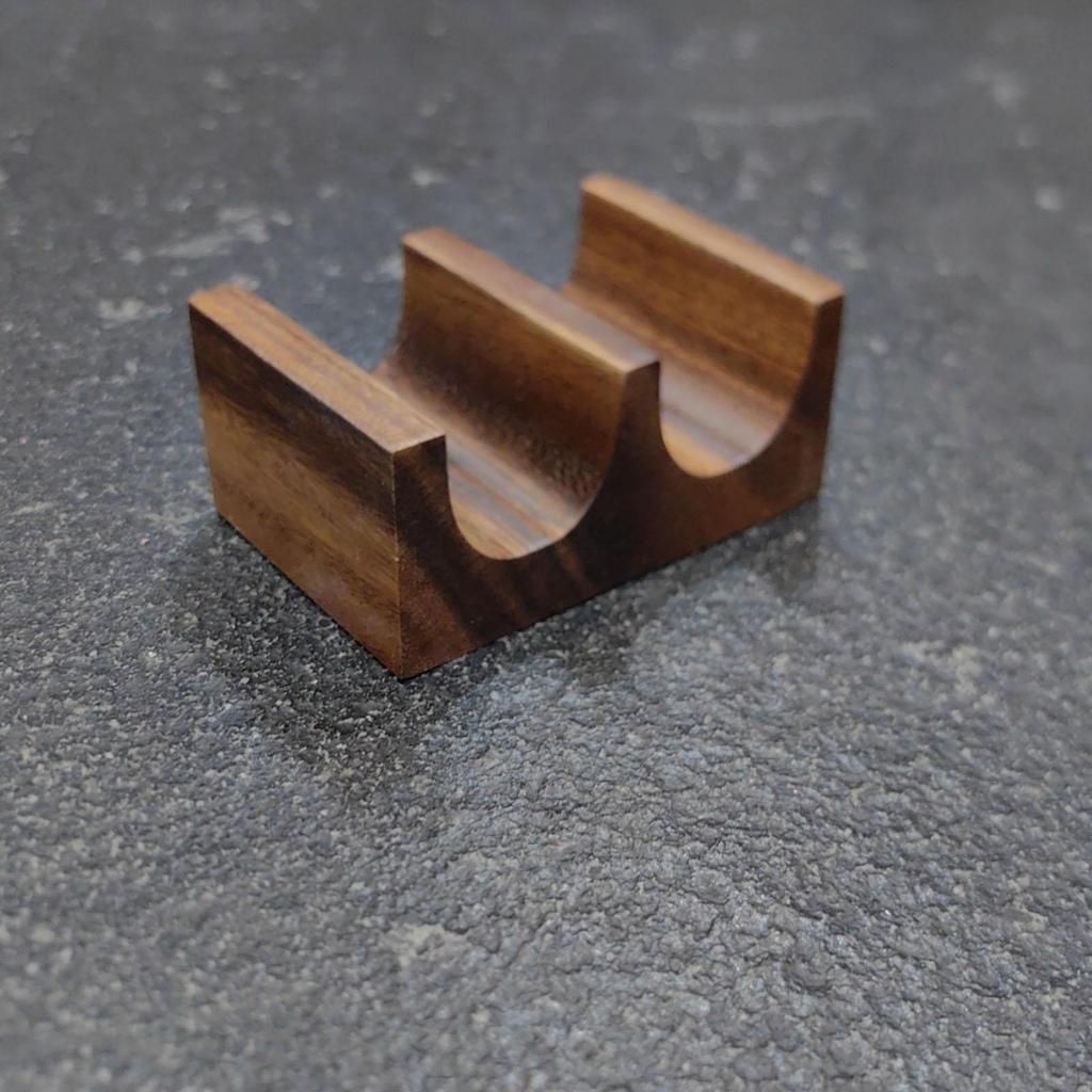 Sushi tác se stojanem na taco pro události a setkání