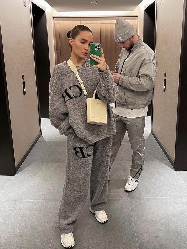 Pulover unisex de înaltă calitate Cole Buxton CB Jacquard cu litere, larg, cu gât rotund