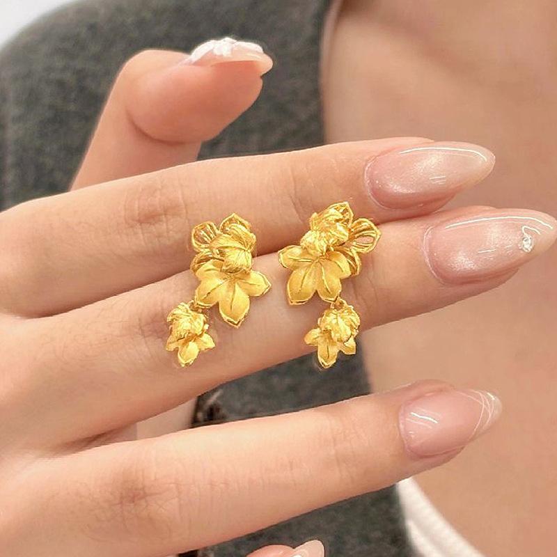 Retro Palace Style Brushed Luster Flower Earrings for Women Light Luxury Charm Fashion Earings Stud Wedding Gifts