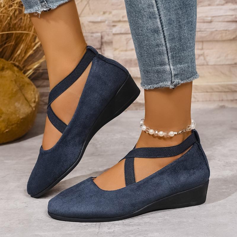 Large size spring new round head cover foot slope heel single shoes women's Doudou shoes sports and leisure shoes women