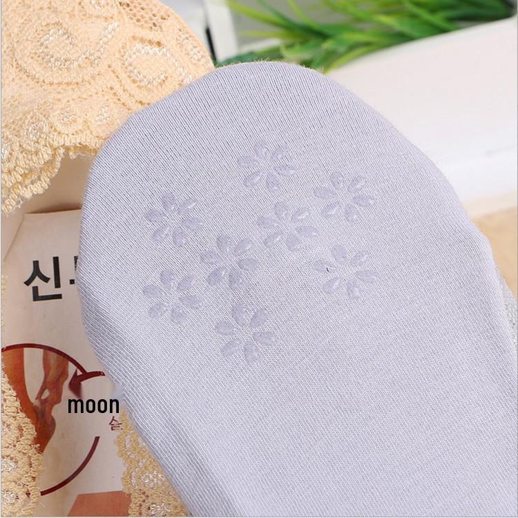Korean Style Women's Low-Cut Silicone Non-Slip Lace Boat Socks - Breathable Mesh, Invisible Summer Design