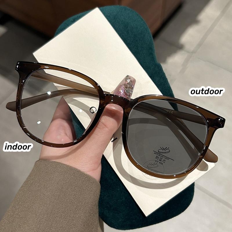 Ultra Light Large Round Frame Photochromic Near Sight Glasses Anti Blue Light Myopia Glasses Finished Minus Eyewear 0 To -4.0