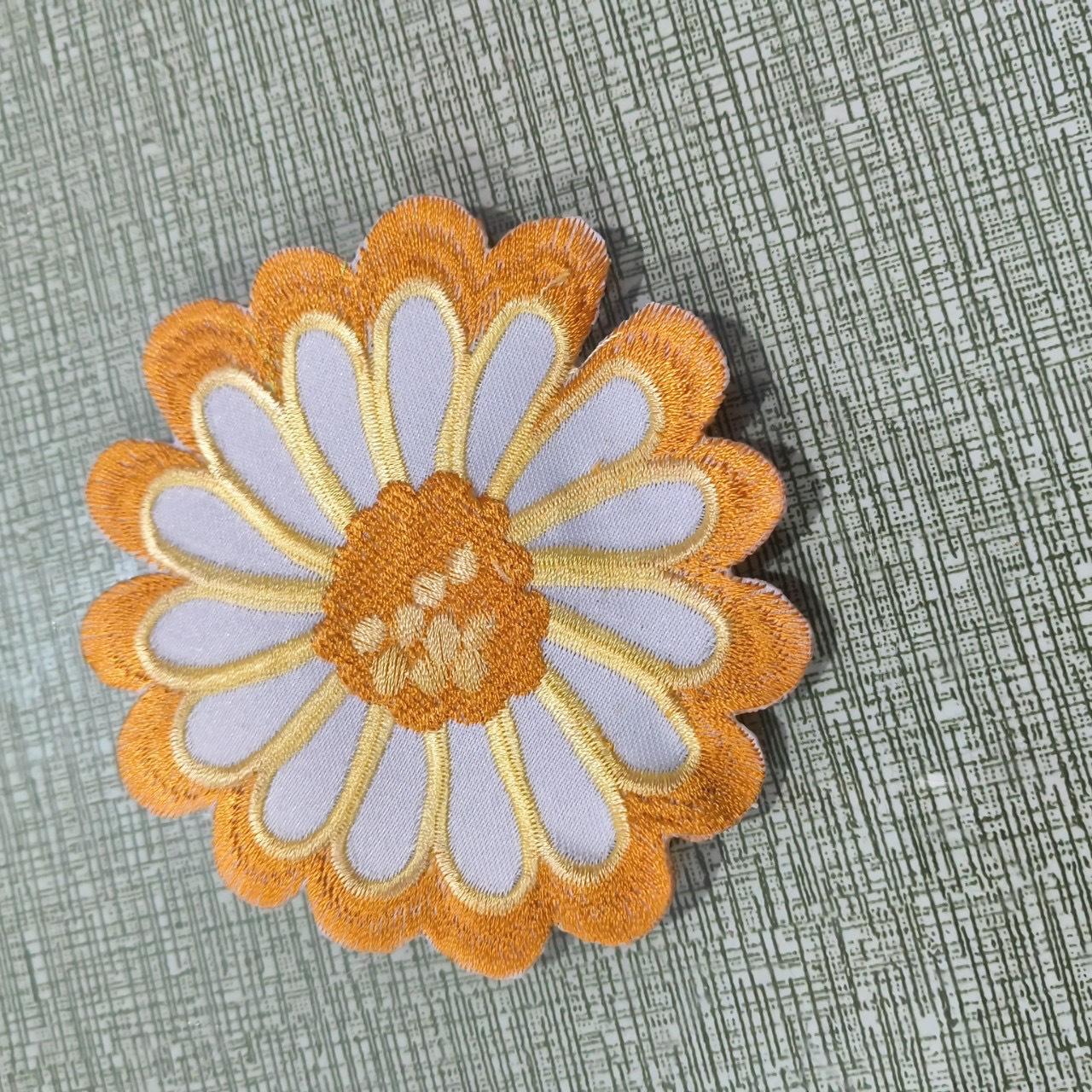 Новая вышитая скатерть Маленькая свежая Полиэстер Вышивка 10cm round