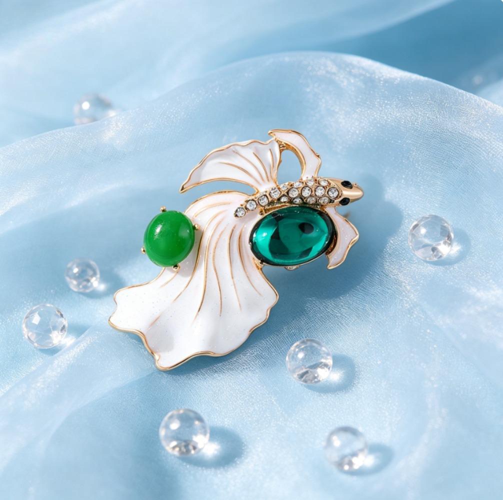 4 Styles Enamel Betta Fish Brooch Zinc Alloy Rhinestone Imitation Jade Pearl Lapel Pin Women Clothing Decor Lucky Jewelry Gift