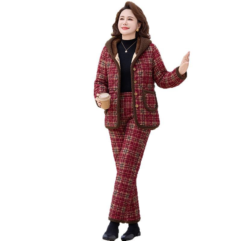 Women's Winter Cotton Two-Piece Set: Fleece-Lined Jacket & Pants for Middle-Aged and Elderly