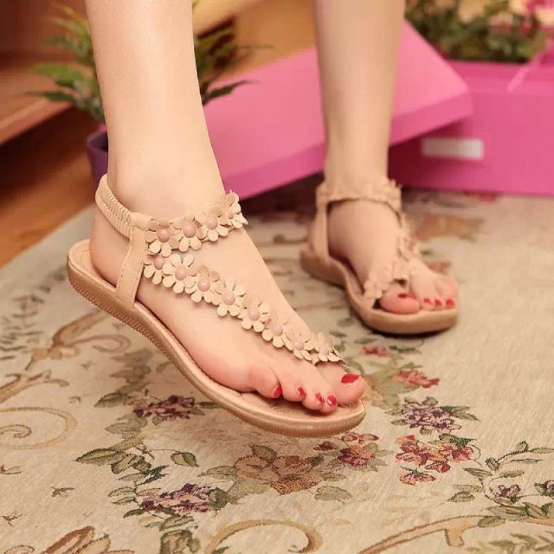 Plus Size Women's Shoes Summer New Flat Bohemian Studded Sandals Beach Shoes
