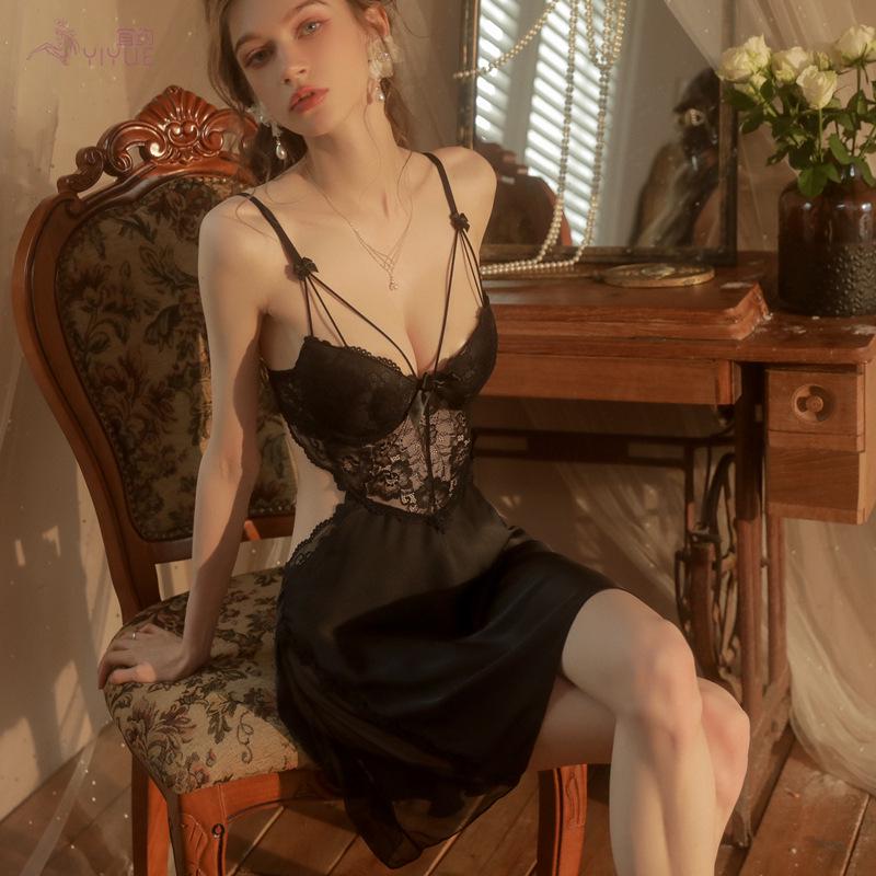 

Yi Yue Sexy Lace Camisole Push-up Silk Nightgown - Women s Hot Erotic Nightdress 8460 One Size чорний