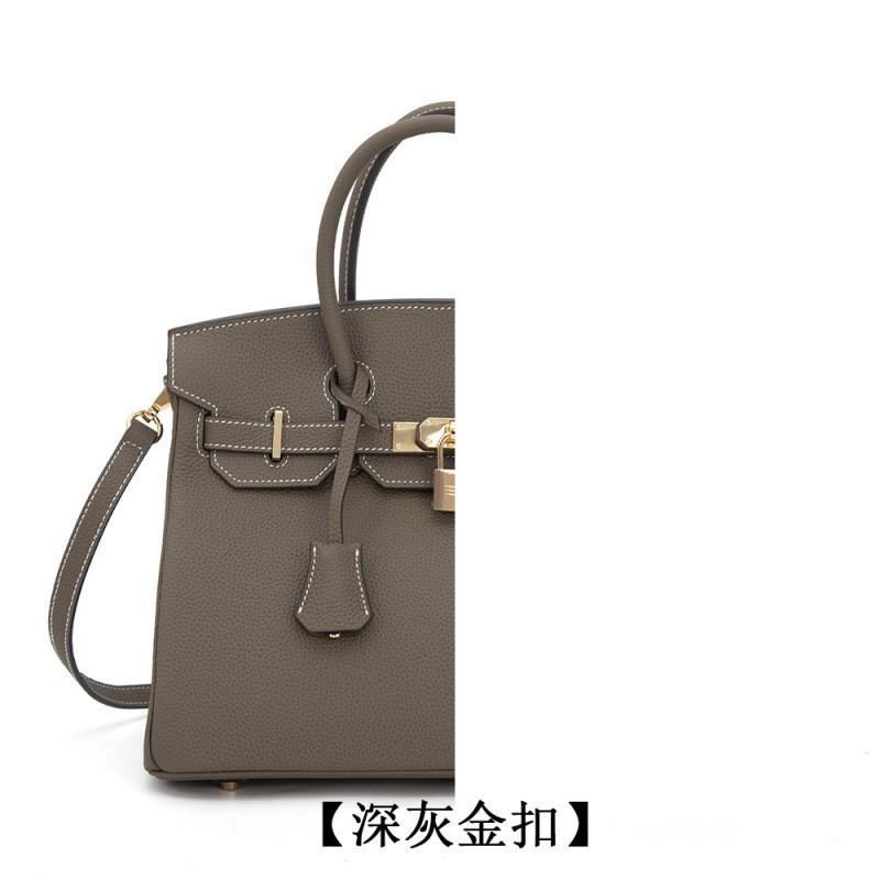 

Классический Верхний слой Коровья кожа Платина Натуральная кожа Высококлассный Высококачественный Большая вместимость Для поездок на работу Портативный На одно плечо Через плечо 30CM