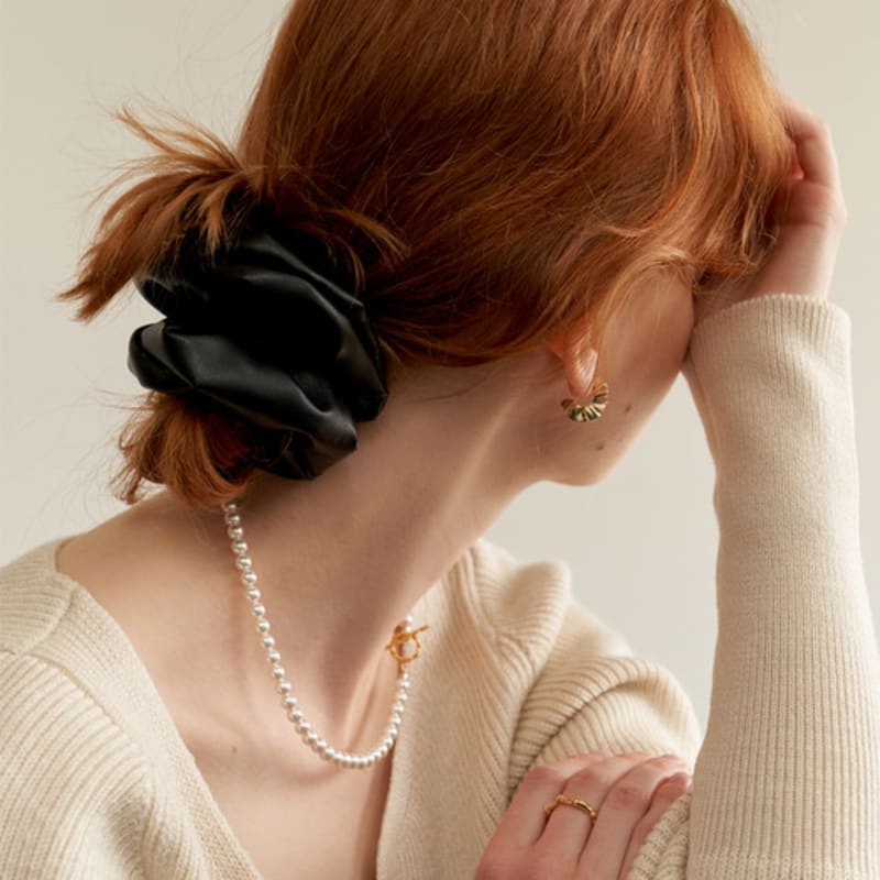 leeENoir Dot Toggle Pearl Necklace (2color)