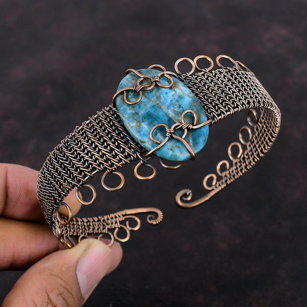 Brățară cu piatră prețioasă din apatit neon Brățară învelită cu sârmă de cupru Brățară realizată manual Bijuterii din sârmă de cupru Brățară cu manșetă reglabilă Cadou pentru mamă