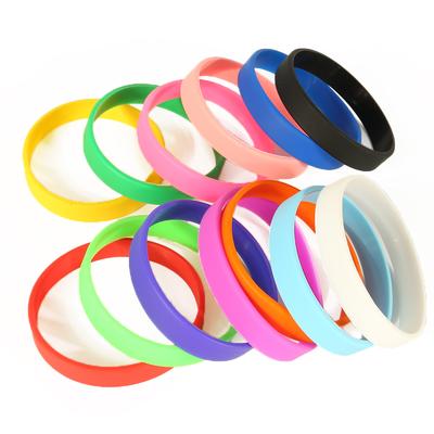 1pc Silikon Armband Männer Frauen Armband Freundschaft Basketball Laufen Gummiband Sport Blank Handgelenk Strap Armreif Manschette Mode Zubehör geschenke