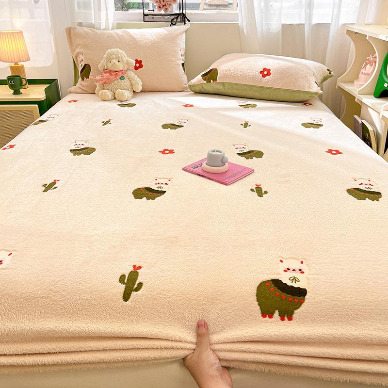 Thickened Milk Velvet Bed Sheet, Winter Children's Bed Cover, Coral Velvet Mattress Protector, Student Dormitory Mattress Cover Sheet
