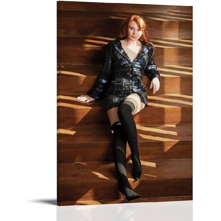 DMIEXA Bryce Dallas Howard Sexy And Charming Poster Wall Art Painting Canvas Gift Living Room Prints Bedroom Decor Artworks 12x18inch(30x45cm), 12L  x 8W