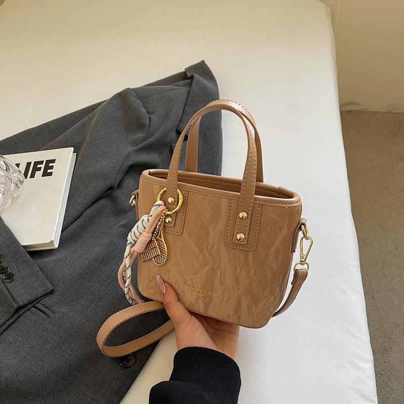 Popular bags women's spring summer versatile new casual messenger bags portable bucket bags