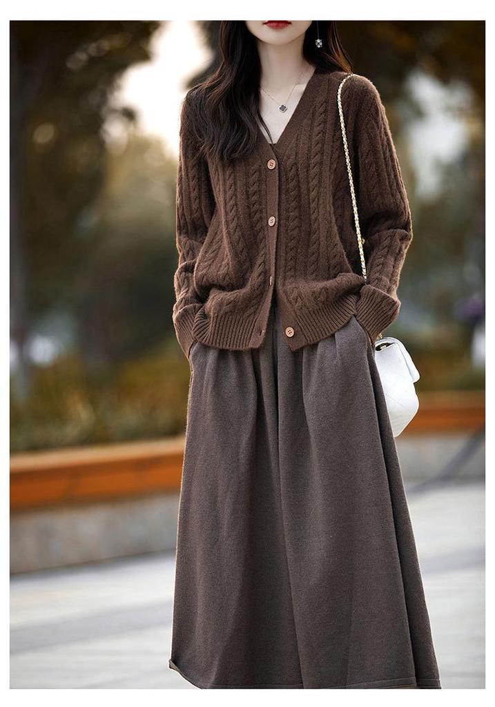 Women's V-neck Cashmere Wool Cardigan - Autumn 2025 Collection