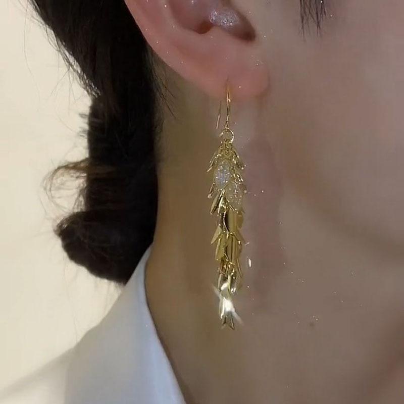 Earrings with Delicate Temperament, Light Luxury, High-end Feel, Wheat Ear Rings with Niche Design, Long Tassel Leaf Earrings, Ear Hooks