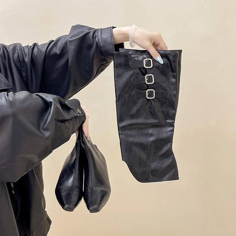 Korean version of the inner height-increasing sleeve leather boots removable trousers boots autumn and winter fashion two wear square head women