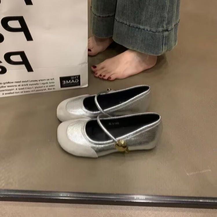 Simple light mouth ballet white French Mary Jane shoes women's 2025 new spring skirt light mouth flat sole shoes