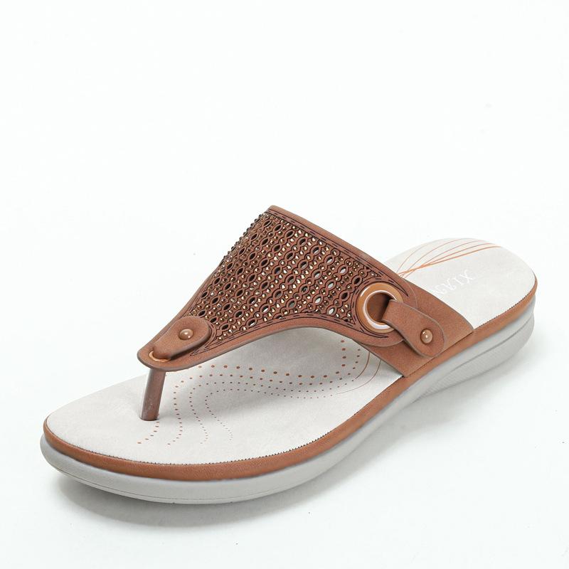 

Wearing platform slippers for leisure, seaside rhinestones, beach ladies divided toe slope heel half drag A- 36