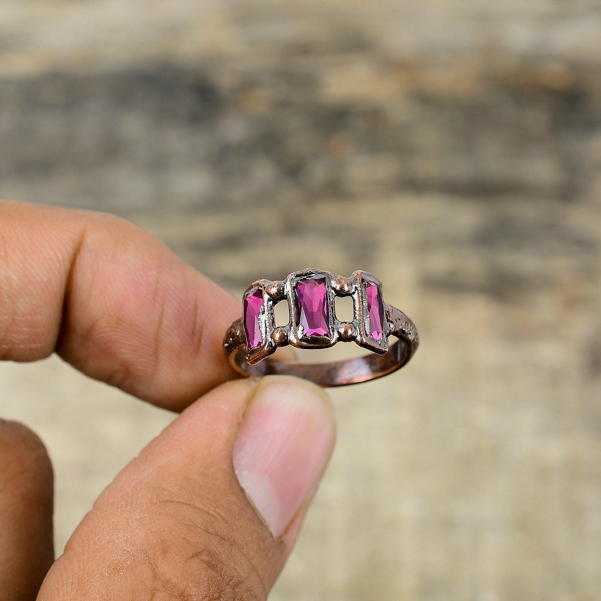 

Кольцо с розовым турмалином, кольцо из электроформованной меди, красивое кольцо с драгоценным камнем ручной работы, украшение из электроформованной меди для подарка, доступно в размере кольца Adjustable