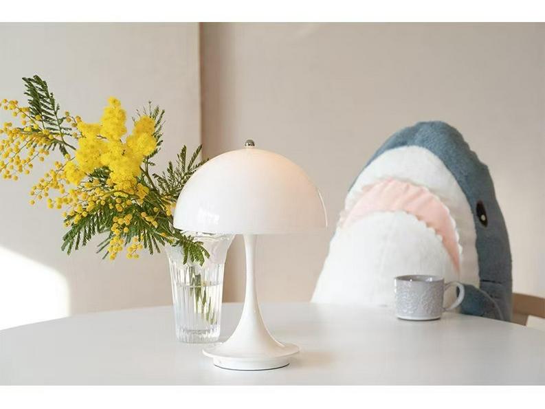 Slim Waist Mushroom Table Lamp: Dimmable, Eye-Protective Night Light for Bedroom and Living Room, European Style.