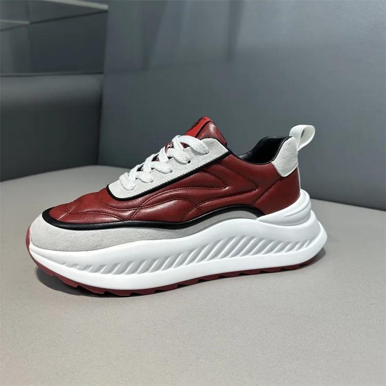 2024 Jaro a Podzim Horký prodej Malé bílé boty pro Pánskou módu Všestranné Vysoká krása Trendy Sportovní a Ležérní boty
