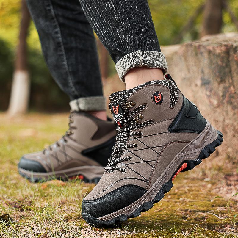 High-top Boots Men Comfortable Casual Anti-slip Breathable Warm Combat Boots Men Durable Plush Soft Outdoor Hiking Shoes Men