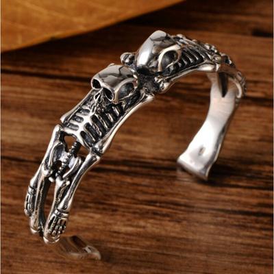 Heiß verkaufende Mode Herren Doppel-Schädel Armbänder Trendige Personalisierte Einfache Accessoires