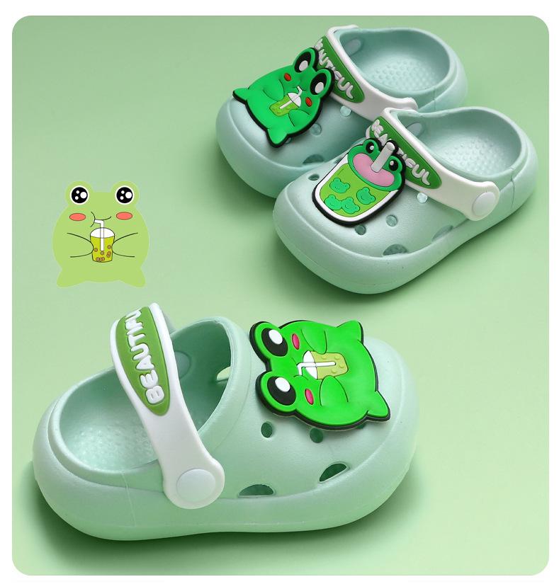 Kids' Cute Bear Non-Slip Summer Slippers: Soft Sole, Cool Clogs for Boys & Girls