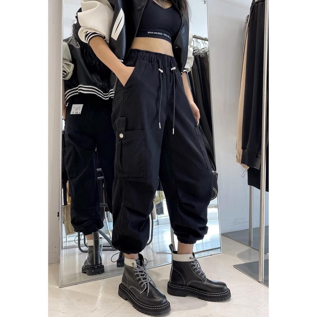 

Брюки карго в корейском стиле с эластичной талией - Осень/Зима 2024, Свободный крой с боковыми карманами и кулиской, Прямые штанины. Extra Large чёрный