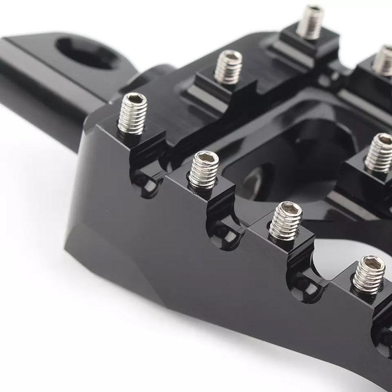 Harley 883 Modified Motorcycle CNC Anti-slip Rotating Foot Pegs with Enlarged Foot Support