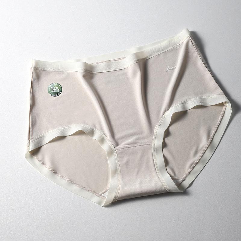 Women's Spring and Autumn Pure Cotton Middle Waist 10A Class Antibacterial Briefs