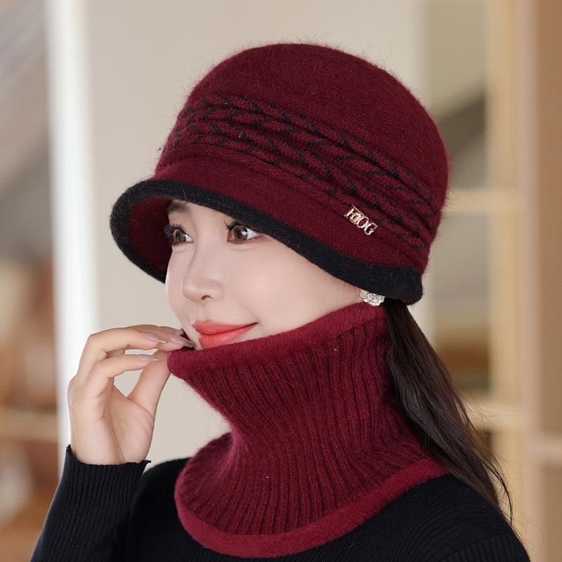 New Fashion In The Elderly Wool Hat Women Winter Warm Cold Piled Thickened Knitted Hat