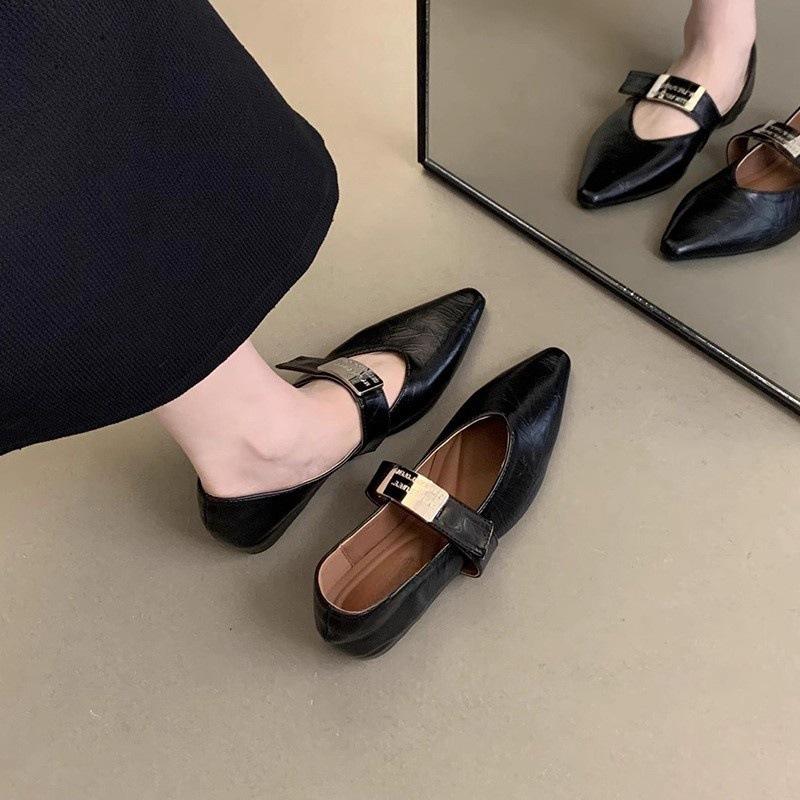 

Французские внутренние заостренные туфли Мэри Джейн черные одинарные туфли женские туфли 2024 года лето универсальная модная юбка маленькие кожаные туфли 35 чёрный