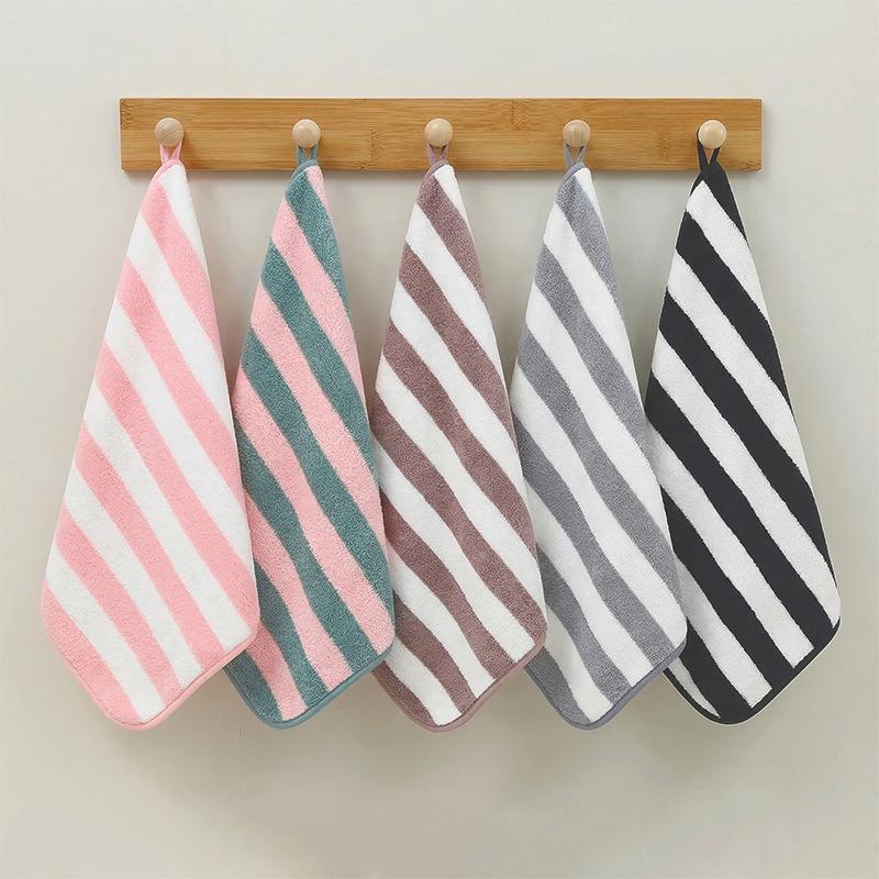 Wholesale Coral Fleece Towels: Soft, Thick, Absorbent, Non-linting