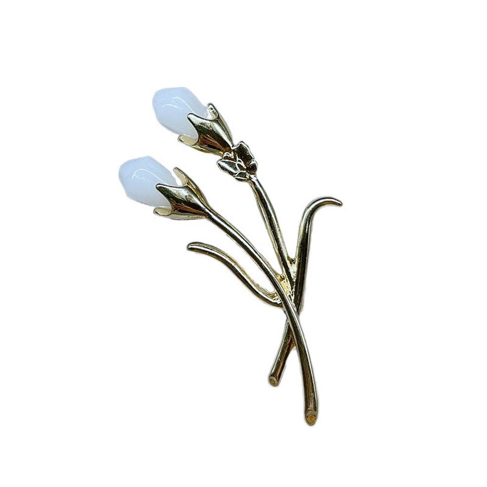 Gold-Plated Magnolia Brooch with Imitation Jade, Ethnic Style Cheongsam Hanfu Women's Accessory Pin