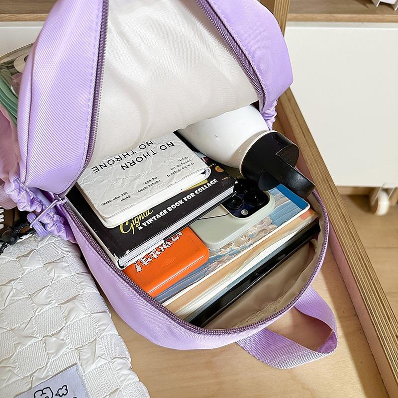 High value, fresh and sweet, casual, simple and lightweight backpack for primary and secondary school students