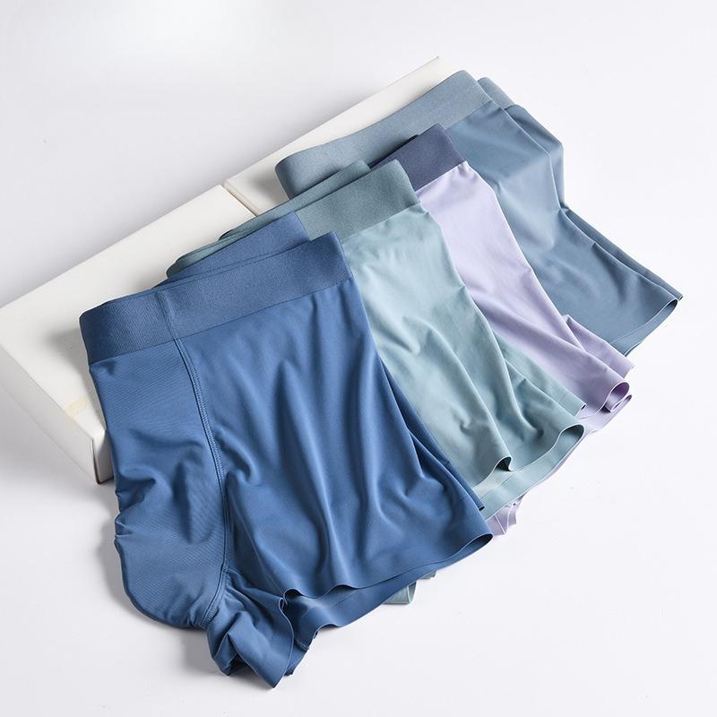 Men's Spring and Summer New Solid Color Ice Silk Anti Trace Speed Dry Flat Angle Underwear