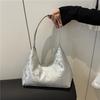Large capacity shoulder bag women's summer new high-end fashion trendy tote bag simple retro armpit bag