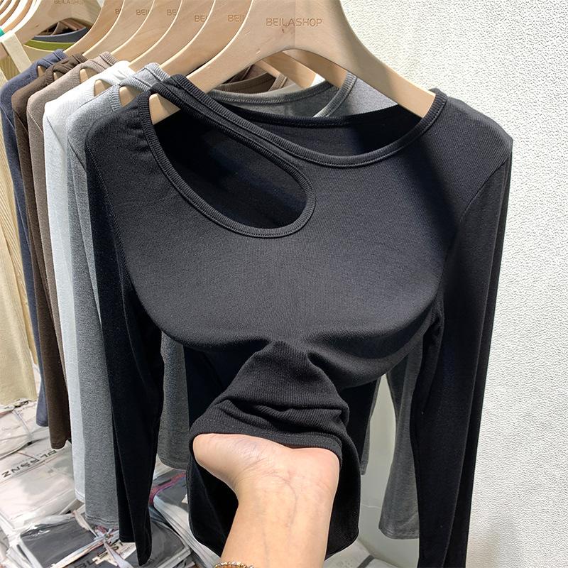 Early autumn long-sleeved T-shirt women's bottoming shirt with careful machine design sense of tight-fitting short hollow top