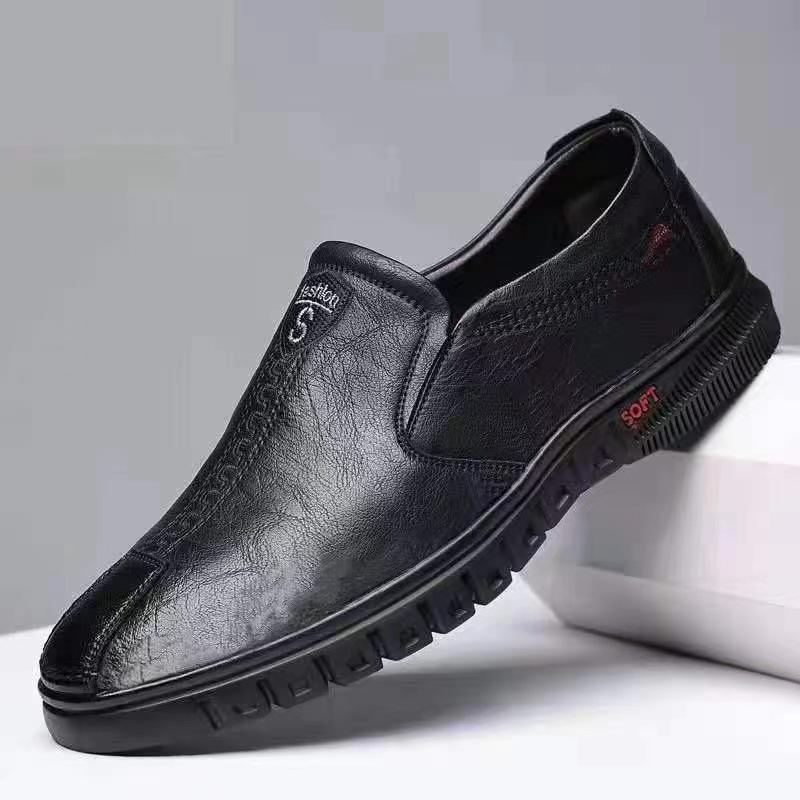 Fashion Handmade Leather PU Shoes Male Casual Sneakers Comfort Design Man's Business Loafers Moccasins Round Head Fashion Spring Autumn
