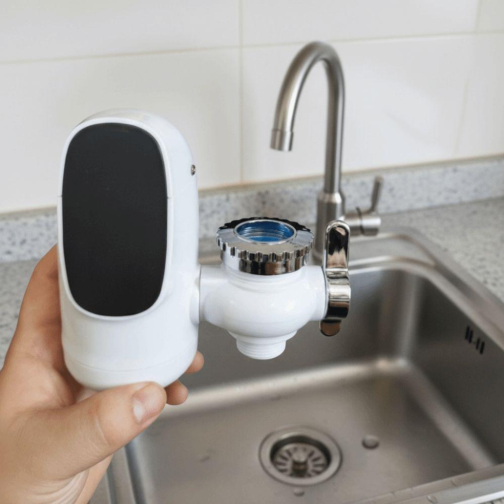 3000W Fast Heating Instant Water Heater Temperature Display Digital Display Tankless Heaters Portable Electric Fast Heating Tap