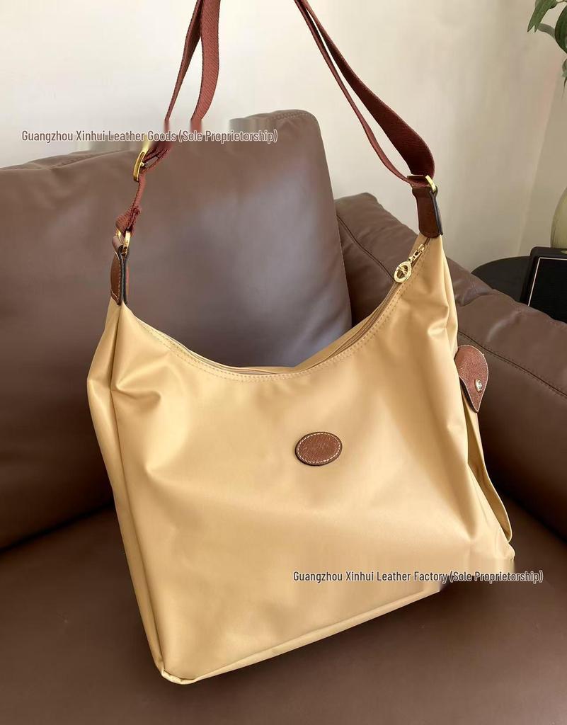 Faye Wong Style Dragon Inlay Waterproof Nylon Crossbody Hobo Bag - Large Capacity Travel Shoulder Bag