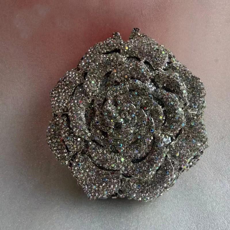 2026 Skull Evening Clutch Bag With Rhinestone Embellishment Lightweight Luxury Handheld Purse Formal Events