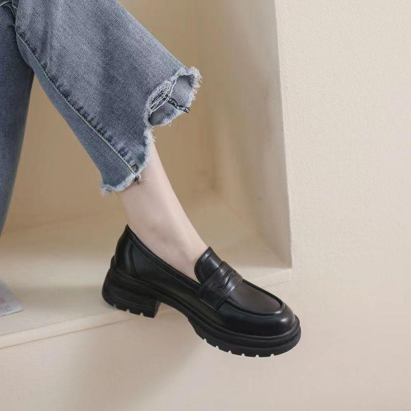 Women's British-Style Thick Sole Loafers, 2025 Trending, Genuine Soft Leather, Versatile & Comfortable.